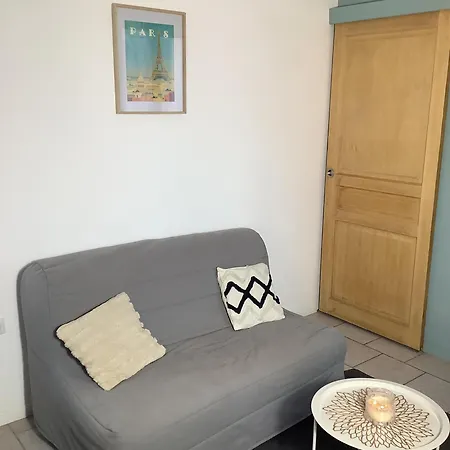 Holiday home Avec Grand Parking Prive -calme Et Serenite